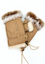 Load image into Gallery viewer, Handsfree Shearling & Rabbit Texting Gloves