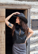Load image into Gallery viewer, Western Yoke Leather Vest