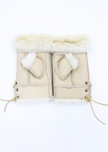 Load image into Gallery viewer, Handsfree Shearling & Rabbit Texting Gloves
