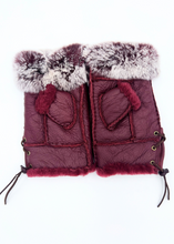 Load image into Gallery viewer, Handsfree Shearling & Rabbit Texting Gloves