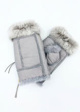 Load image into Gallery viewer, Handsfree Shearling & Rabbit Texting Gloves