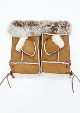 Load image into Gallery viewer, Handsfree Shearling & Rabbit Texting Gloves