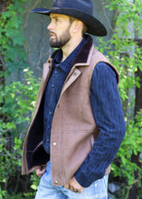 Load image into Gallery viewer, Mens Shearling Vest