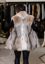 Load image into Gallery viewer, Coyote Vest