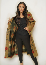 Load image into Gallery viewer, Floral Coat