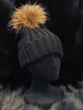 Load image into Gallery viewer, Knitted Beanie with Detachable Fur Pom-Pom