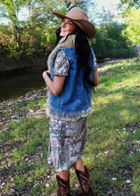 Load image into Gallery viewer, Women's Denim and Coyote Vest