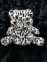Load image into Gallery viewer, Mink Stenciled Bear Purse