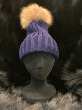 Load image into Gallery viewer, Knitted Beanie with Detachable Fur Pom-Pom