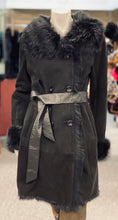 Load image into Gallery viewer, Women's Black Shearling Stroller