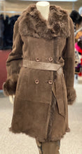 Load image into Gallery viewer, Women's Dark Brown Shearling Stroller