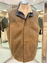 Load image into Gallery viewer, Men's Shearling Vest