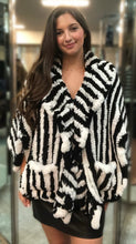 Load image into Gallery viewer, Black/White Knitted Rabbit Stole