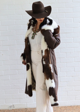 Load image into Gallery viewer, Reversible Cow Coat