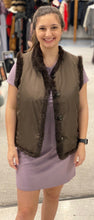 Load image into Gallery viewer, Rabbit Knit to Reversible Rain Wear Vest