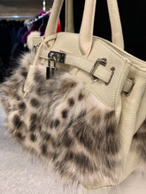 Load image into Gallery viewer, Fox Fur Leather Purse