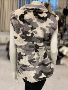 Reversible Camo Rabbit fur Vest