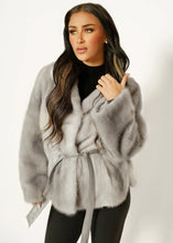 Load image into Gallery viewer, Women&#39;s Mink Jacket