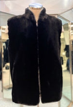 Load image into Gallery viewer, Men&#39;s Mink Reversible Cashmere Vest